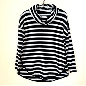Lou and Grey Top Blue White Gray Stripe 3/4 Sleeve